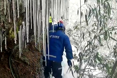 暴雪天氣通信中斷，但中國(guó)電信的溫暖一直在線_400.jpg